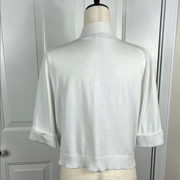 Cable & Gauge White Open Front Cardigan Sweater with Closure Detail - Size Large - Picture 7 of 12